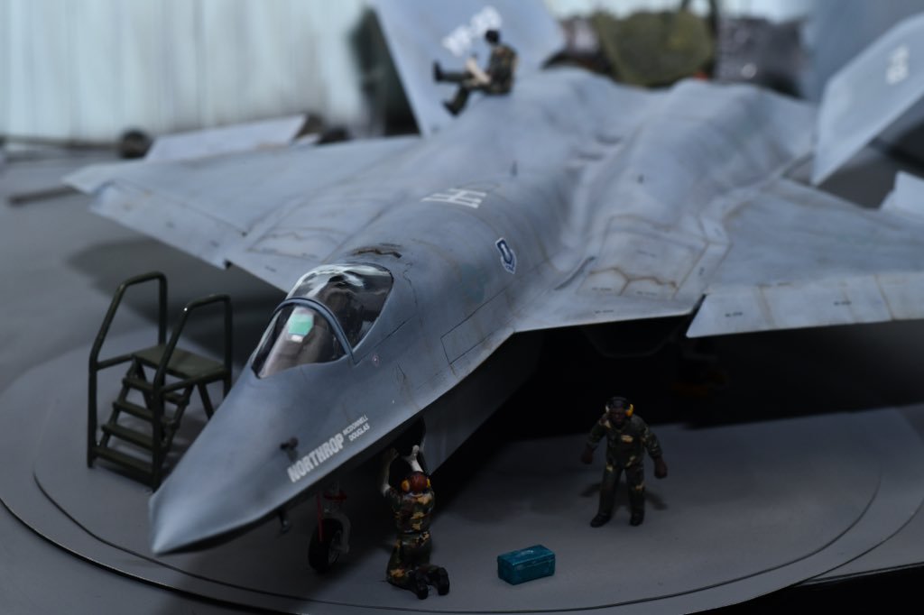 模型制作欣赏  YF-23“黑寡妇“，制作者不详。 