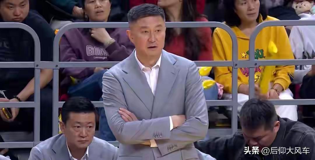 广东男篮主场16分大比分落败辽宁队，其实没有什么意外的，实属在正常不过。球队比赛