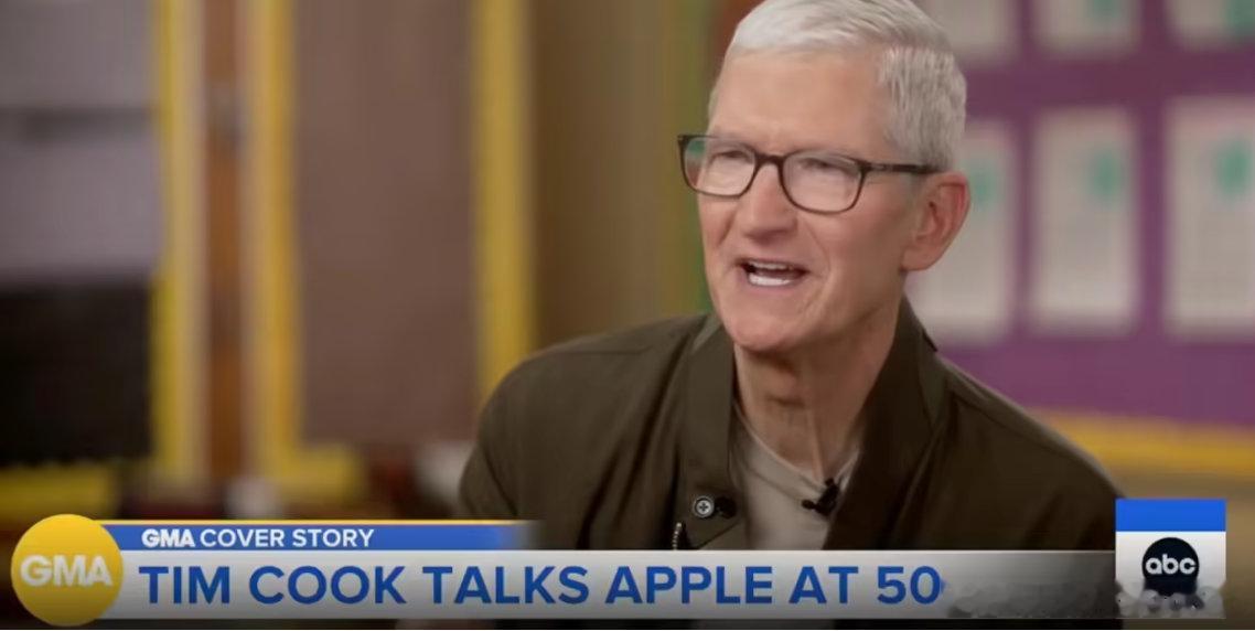 【库克回应卸任传闻库克回应否认卸任】3 月 17 日消息，苹果首席执行官蒂姆 ·