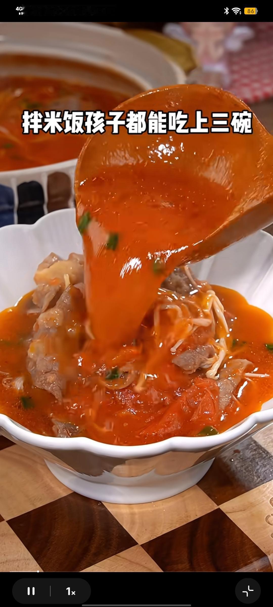 家常美食打卡的核心是记录生活暖意，它无关食材贵贱或技法高低，用镜头定格的不仅是饭