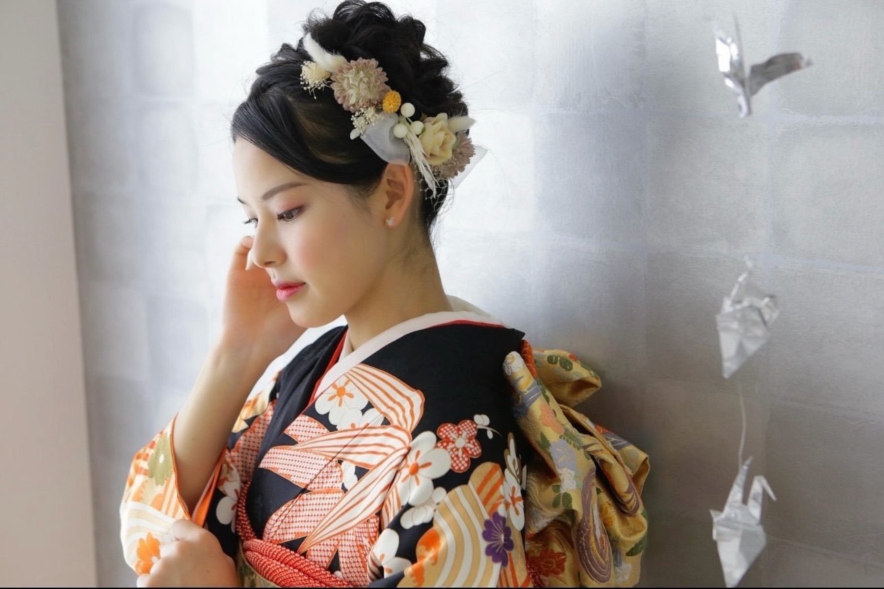 IZNA MAI富冈茉衣 成年之前提前拍的照片👘🦋 