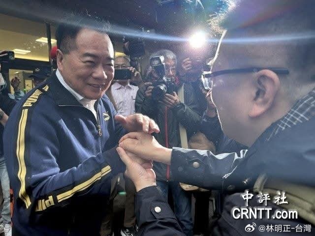 今天在現場聽到最多的共同一句話就是「國民黨怎麼沒有人來？」聽到這句話我內心想到的