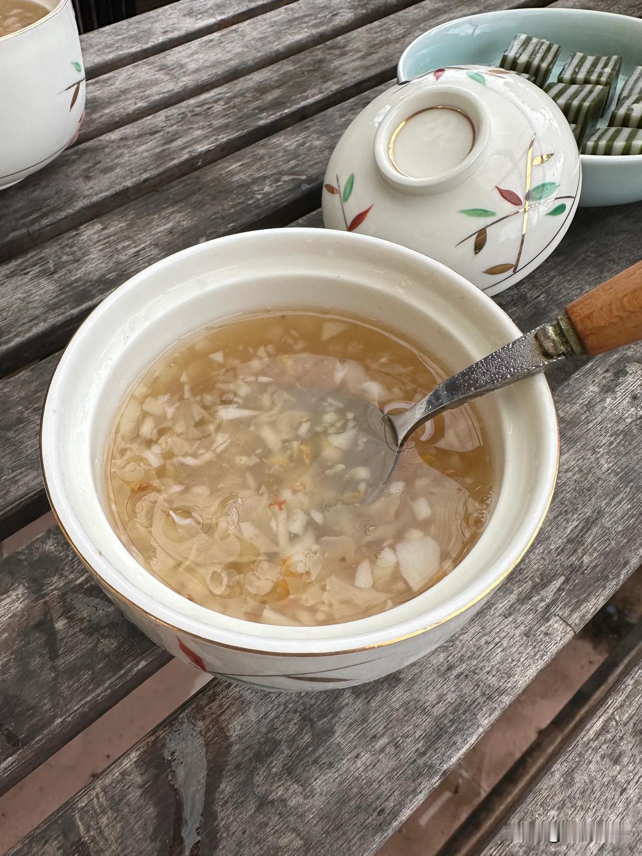 小时候最喜欢的甜品：马蹄爽