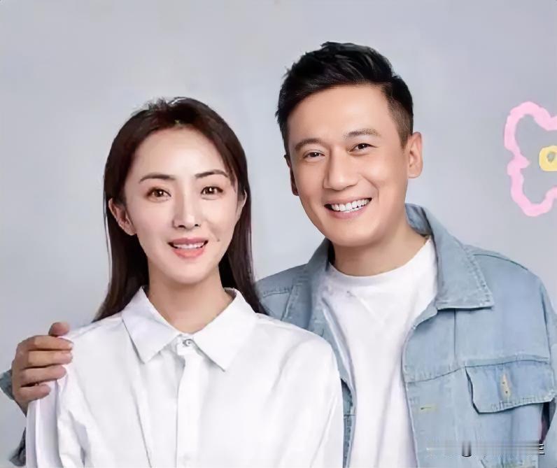 这哪是演戏，这简直是把“公款谈恋爱”玩出了花儿。

徐洪浩和刘晓洁这对夫妻，在娱