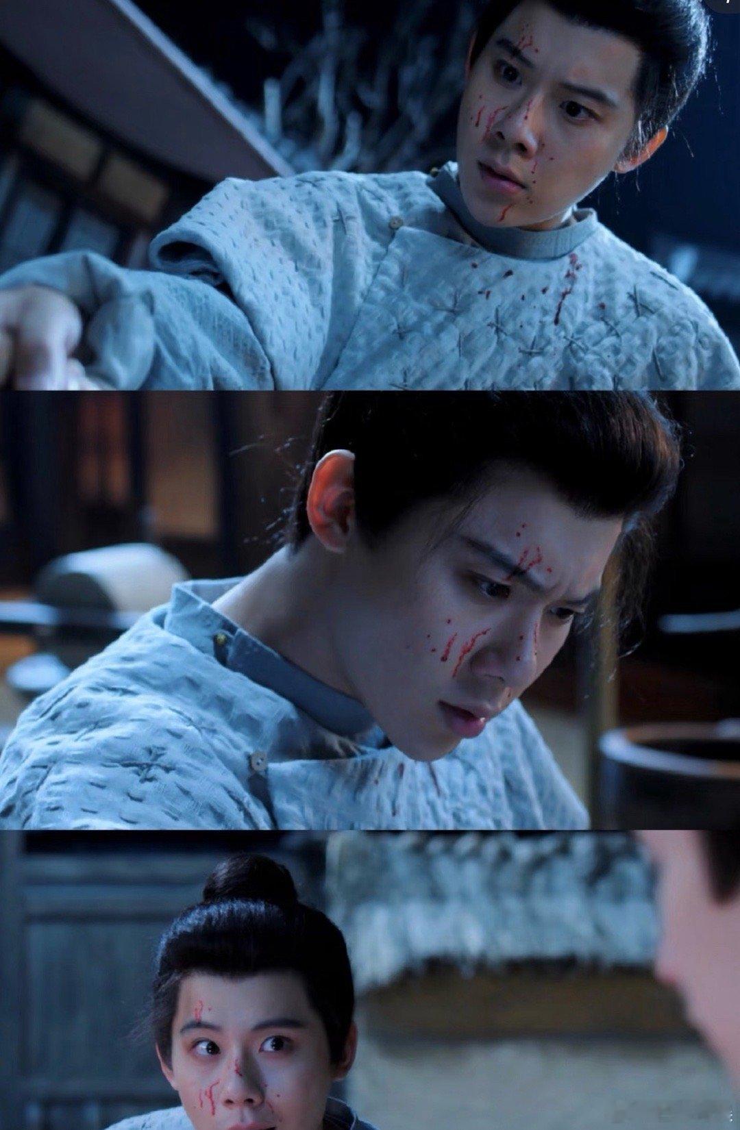 周奇说着话就把追剧团给砍了哈哈还得是周奇太可爱了！小狗不许砍人！周奇