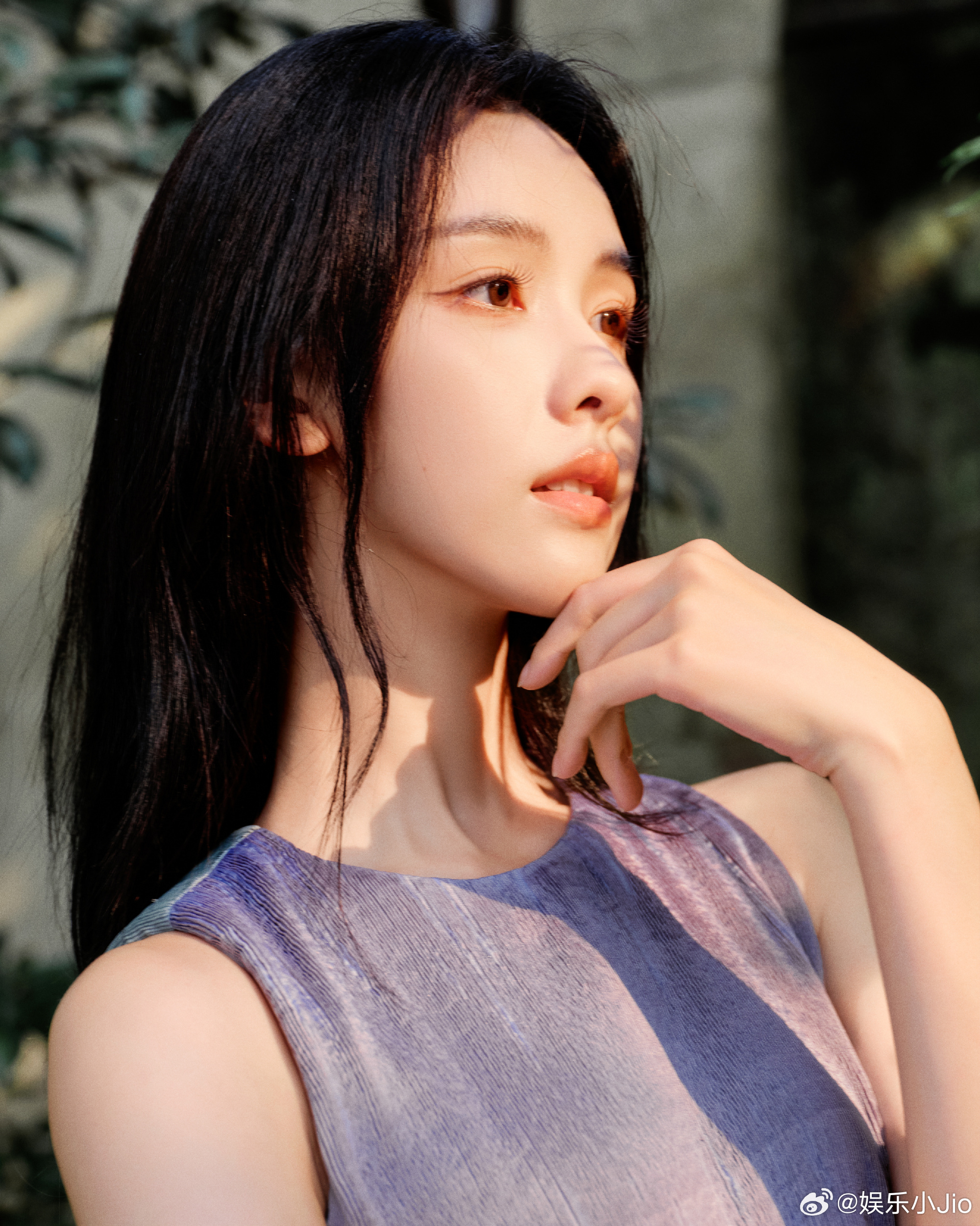 陈都灵就这么在周一用18宫格攻陷了我的心[馋嘴][馋嘴]以后美照多多砸过来！！ 