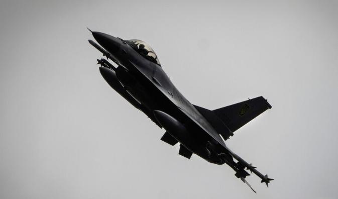 30秒锁定！1月12日，俄军飞行员、少将弗拉基米尔·波波夫向《报纸报》透露了乌军