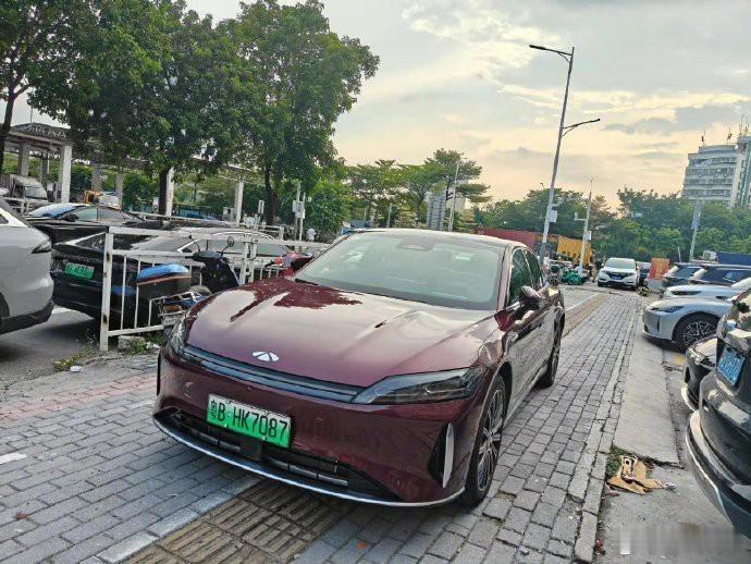 探索15万级市场，奇瑞风云A9L以独特魅力脱颖而出。颜值与车主共鸣，惊喜同价位。