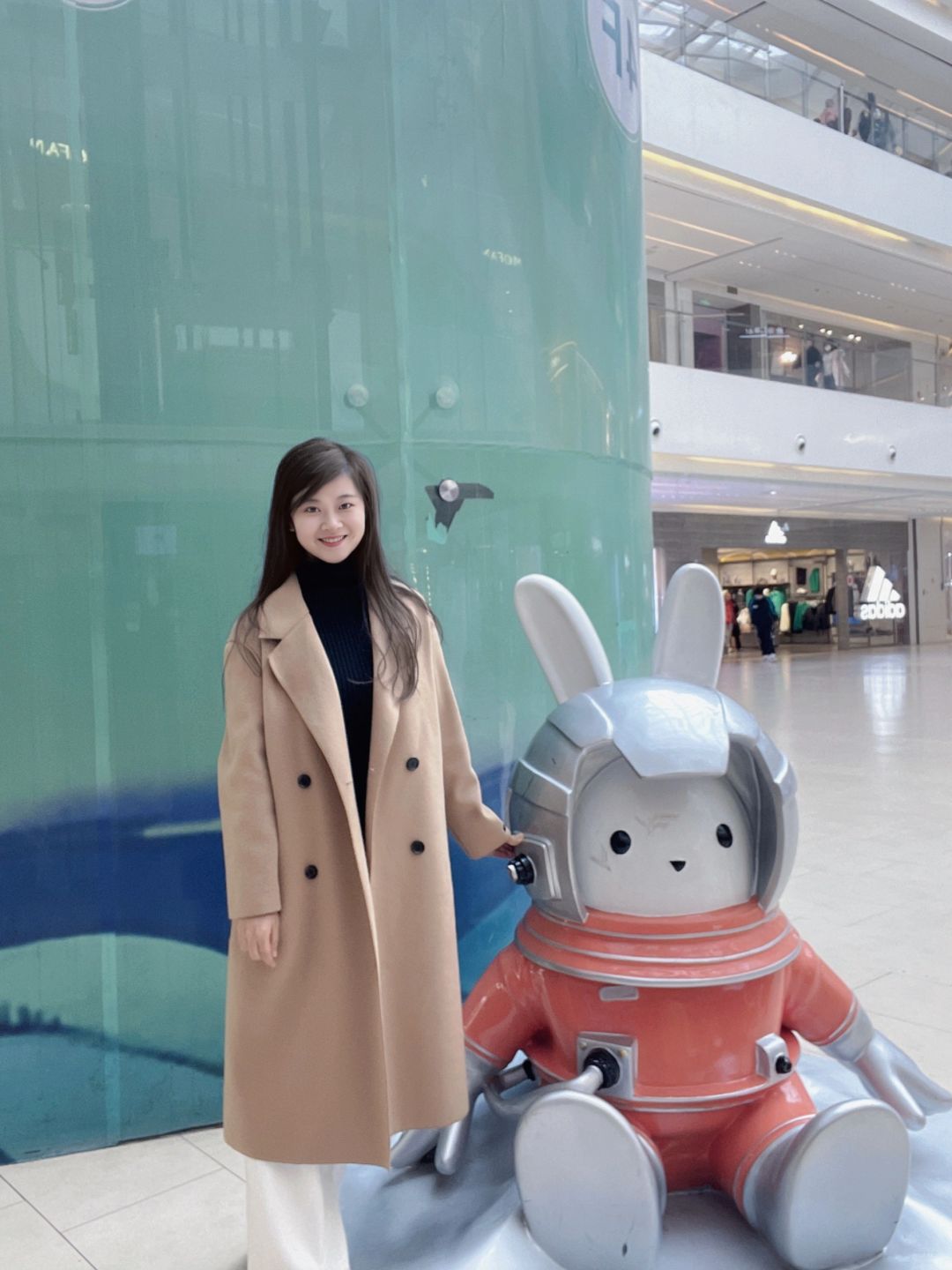 满目青山，载月明归