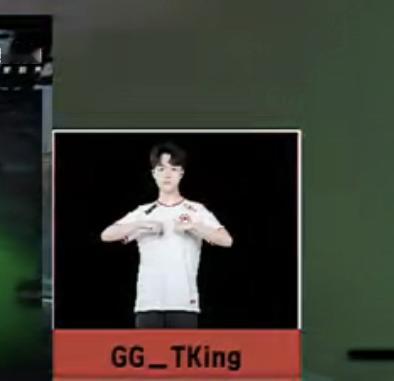 第五人格有病吧镜头给空椅子都算了小窗放个定妆照啥意思。