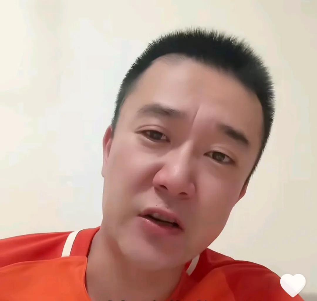 媒体人左海涛认为，山东泰山对阵青岛海牛要全力争胜，有三个特别大的意义。
在对阵青