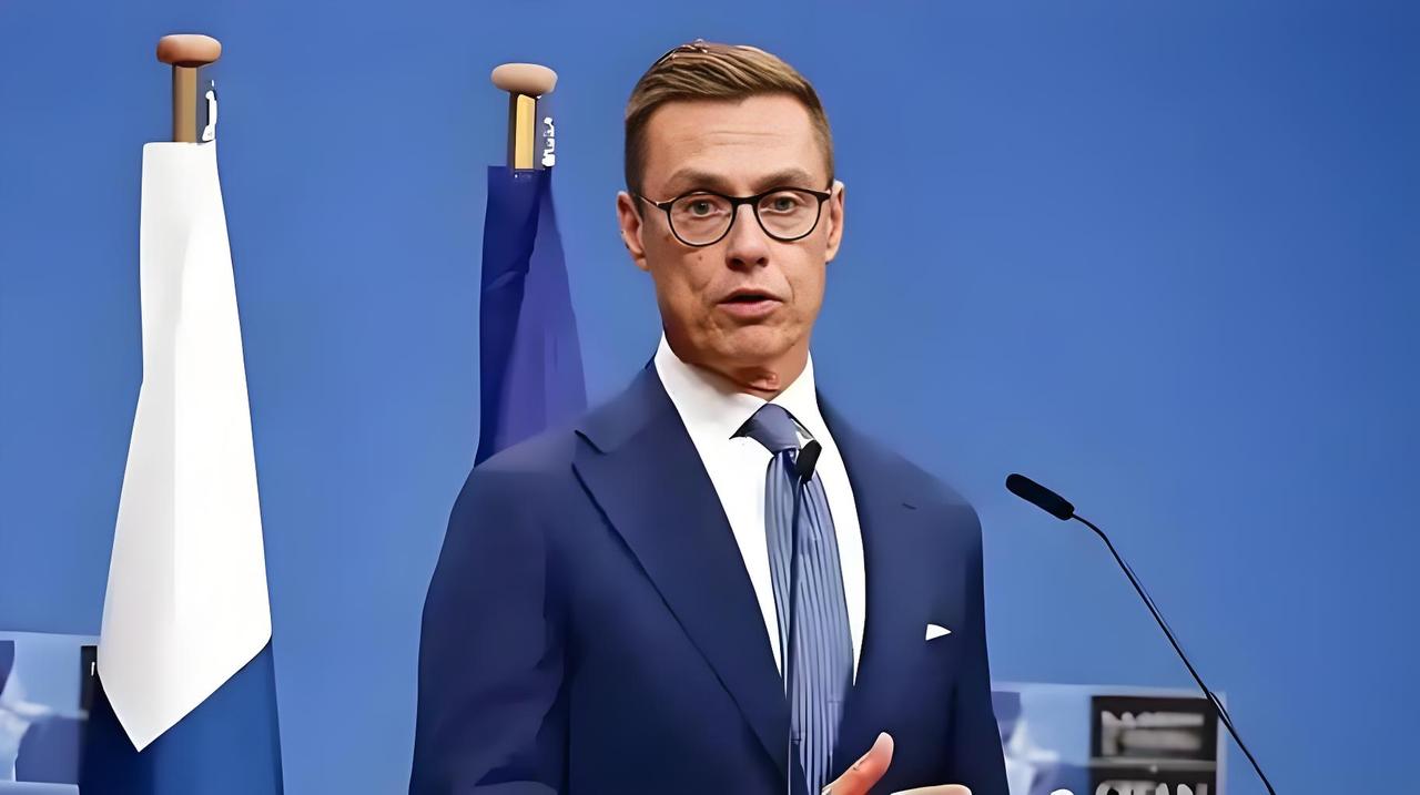 芬兰总统是位明白人。

俄罗斯卫星通讯社11月18日报道，芬兰总统斯图布认为，欧