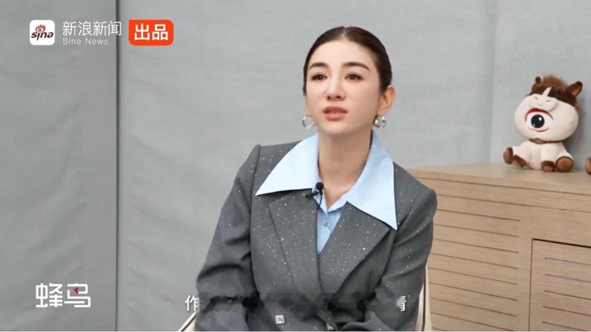 黄奕想对女儿说一声对不起黄奕谈女儿哽咽落泪 看完这段采访心里酸酸的。黄奕谈及女儿