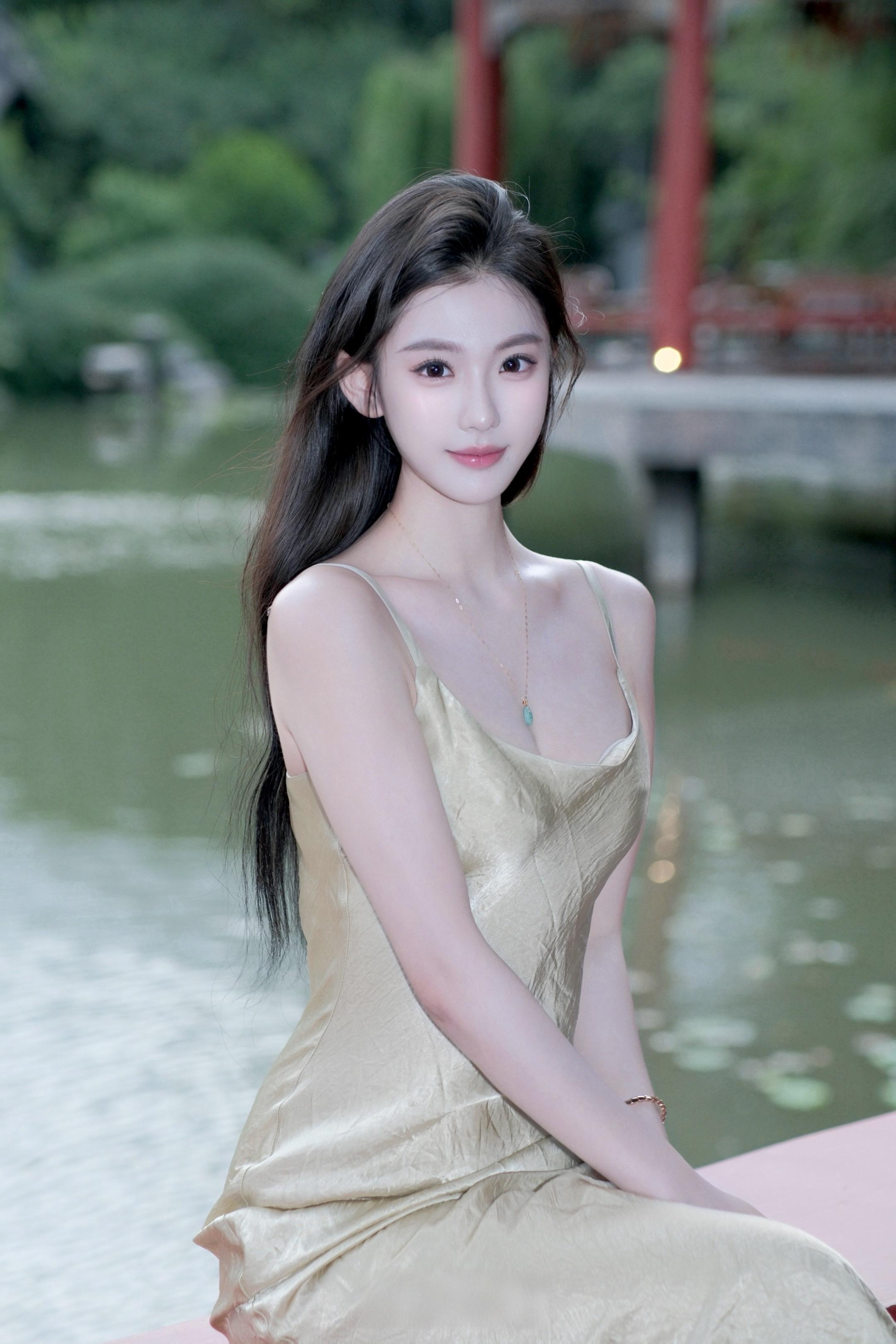 集圣上因 善果日增。好好修 容貌会变，身姿会变，磁场会变，命运 也会变...