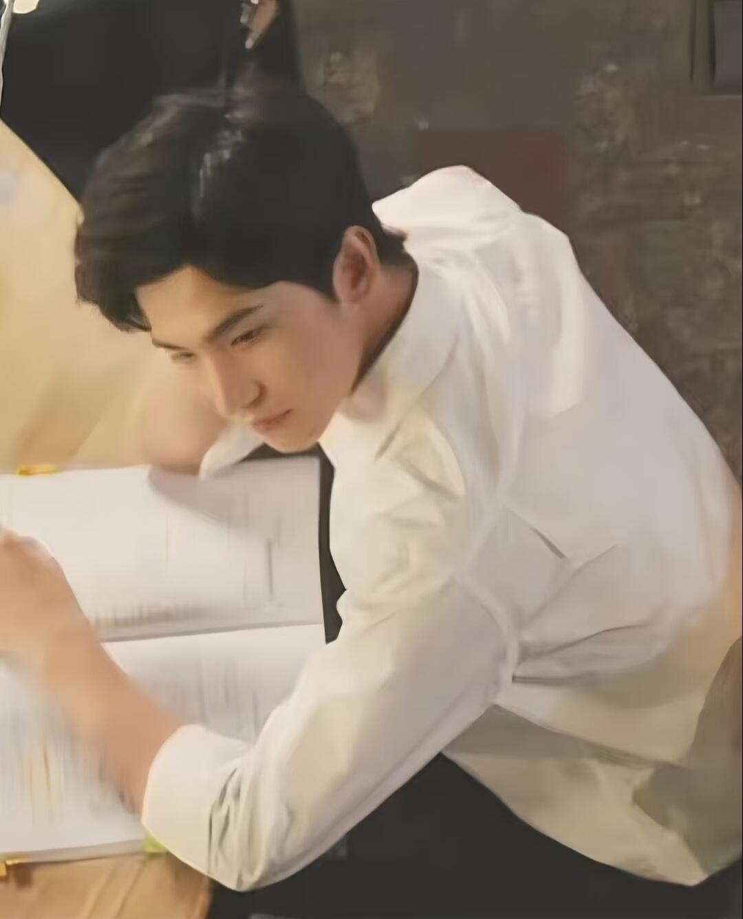 微微一笑很倾城开播10周年杨洋肖奈播出十周年 杨洋《微微一笑很倾城》开播10周年