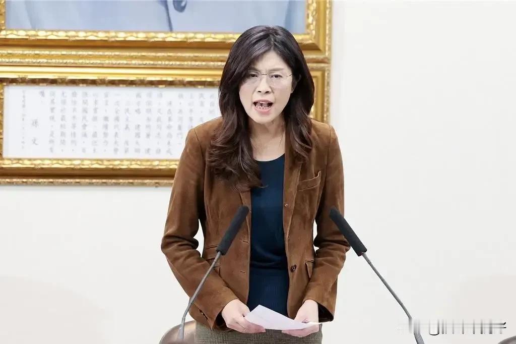 绿营当局封得了小红书，却越来越包不住自己的心虚

台所谓的“内政部”4日竟突然冒