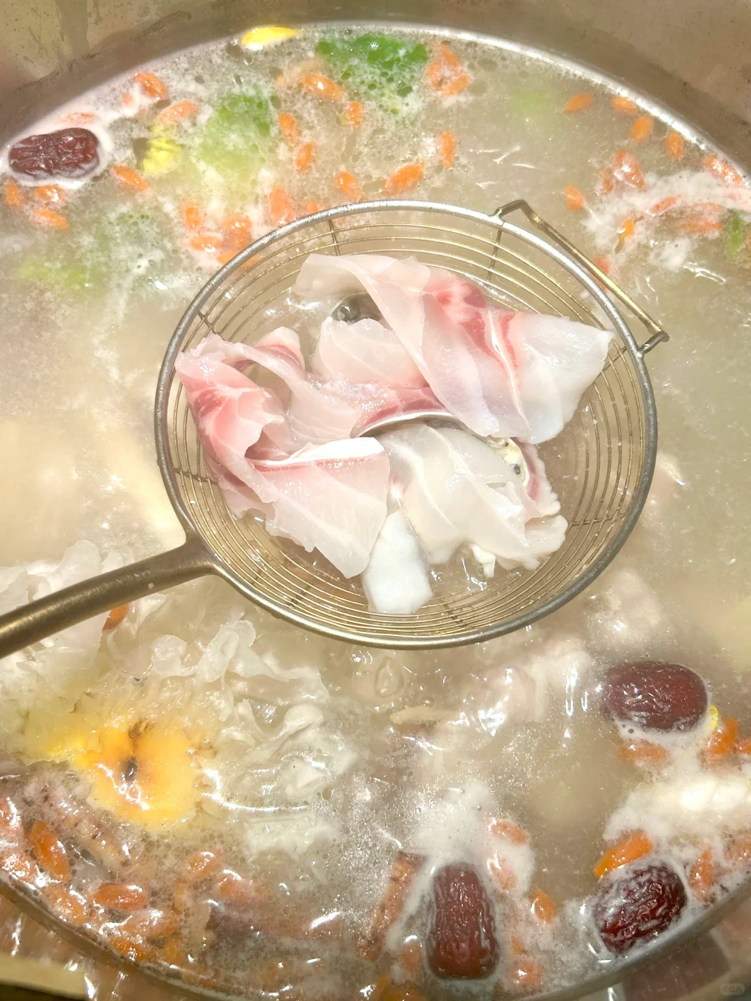 在深圳！正宗中山脆肉鲩！快去吃！！！