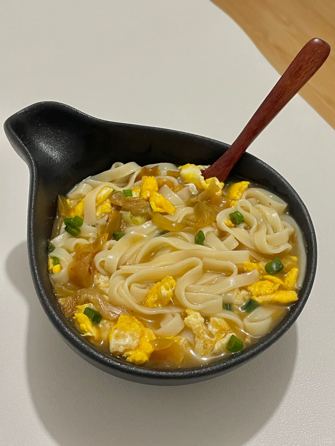 榨菜鸡蛋面🍜汤鲜味美太太太好吃啦！