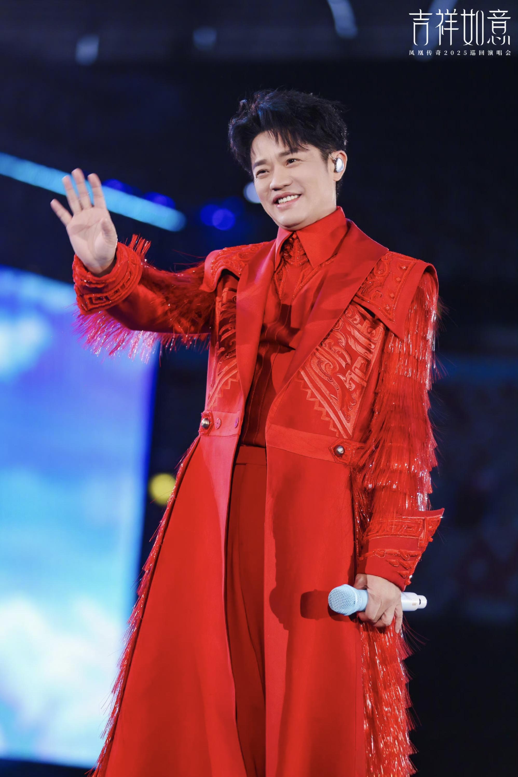 希望你被这个世界爱着！！ ！ ，年轻！生日快乐！