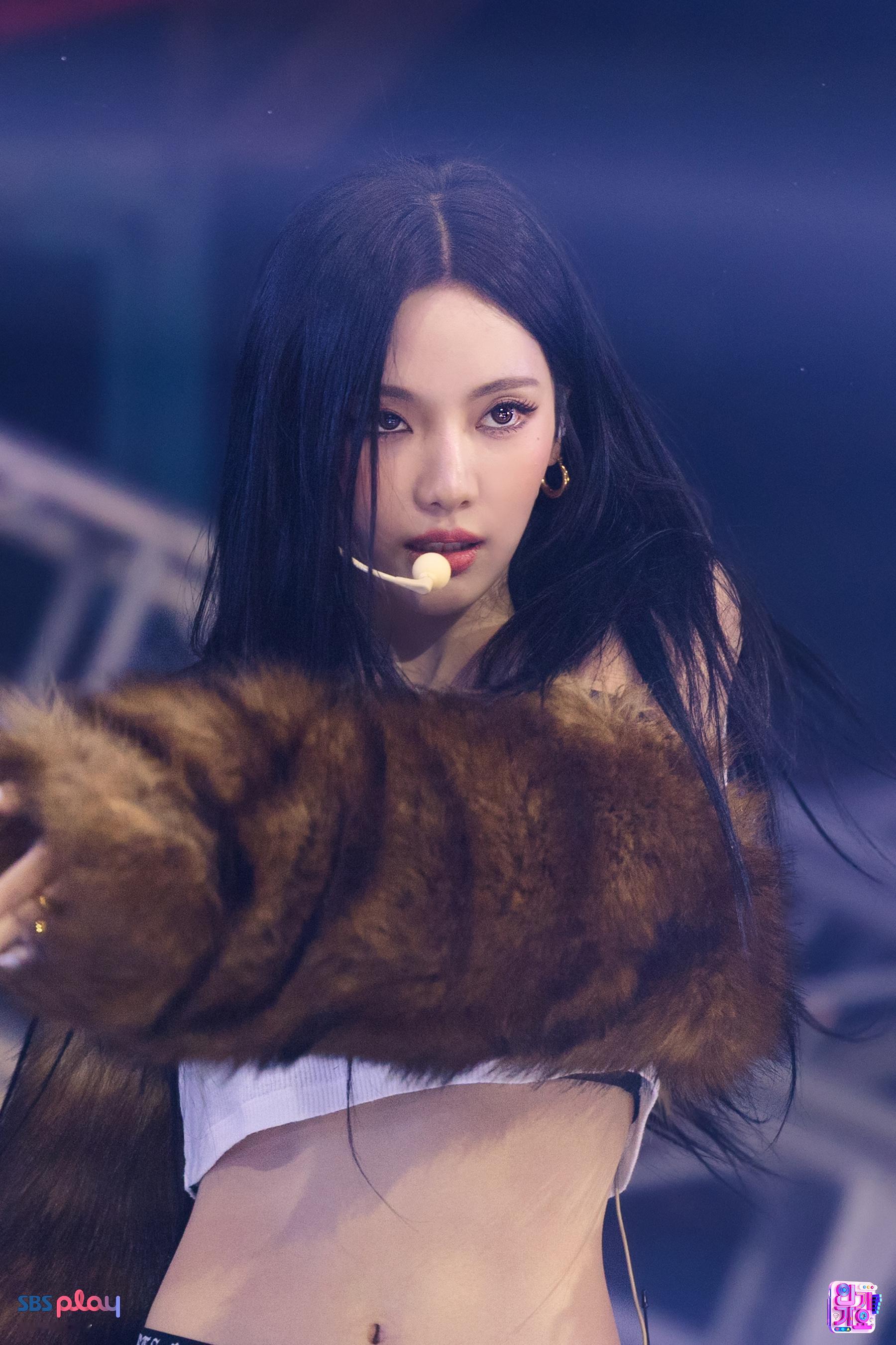 人气歌谣更新 舞台照🐺 ​​​