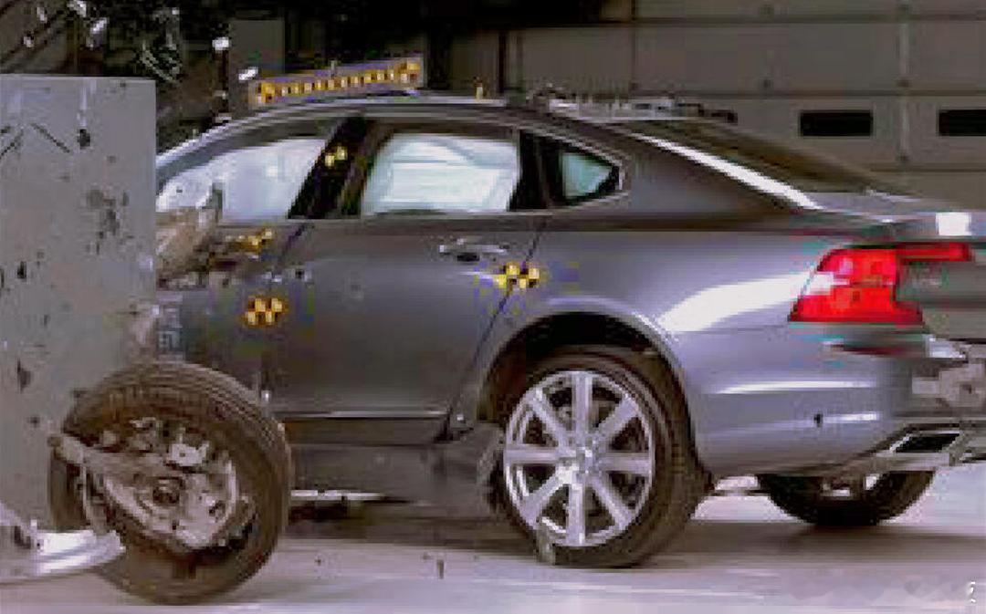 雷军回应丢轮保车 这个技术最有名的应该是沃尔沃，能够在意外情况下尽可能保障车主和