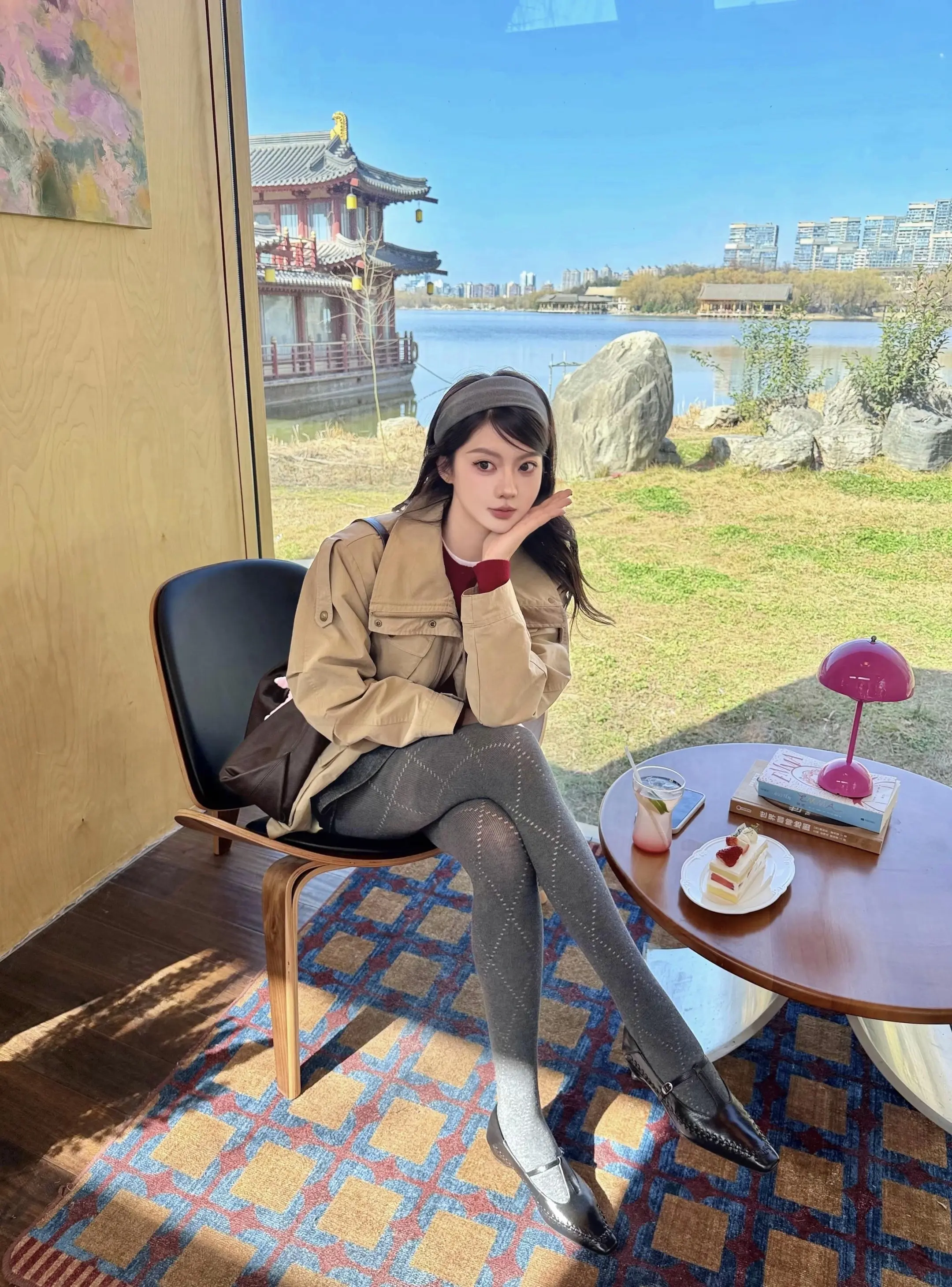 好天气就要无所事事晒太阳。