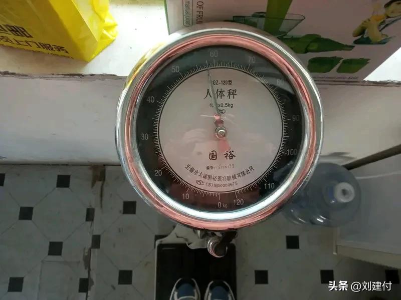 108公斤女生花1年减掉108斤 108公斤女生花1年减掉108斤，这无疑是现实