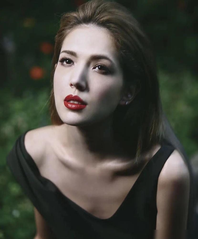 许玮甯给全天下的女人都上了一课，可以结婚，也可以离婚，但你一定请记住，要做个有价