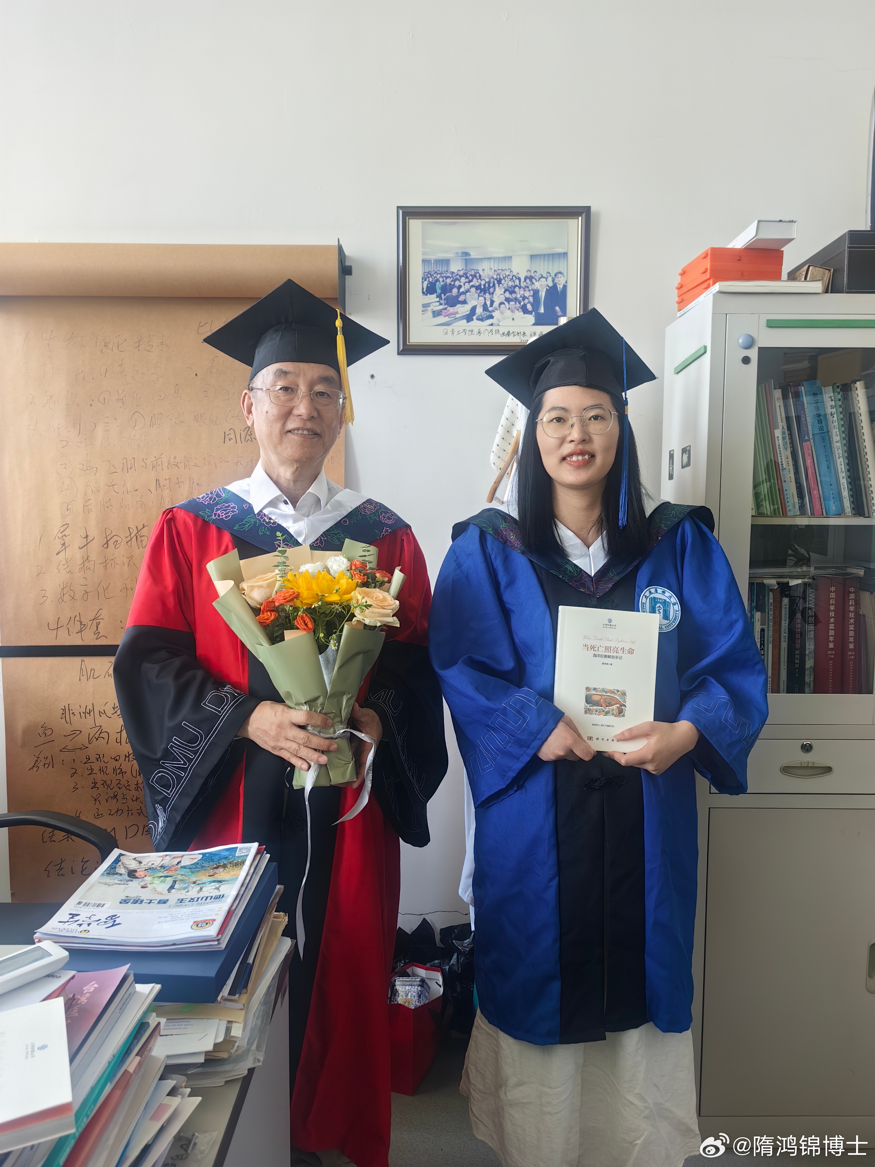 隋鸿锦毕业季拨穗 又到毕业季！祝愿同学们前程似锦，写好人生故事！ 大连·大连医科