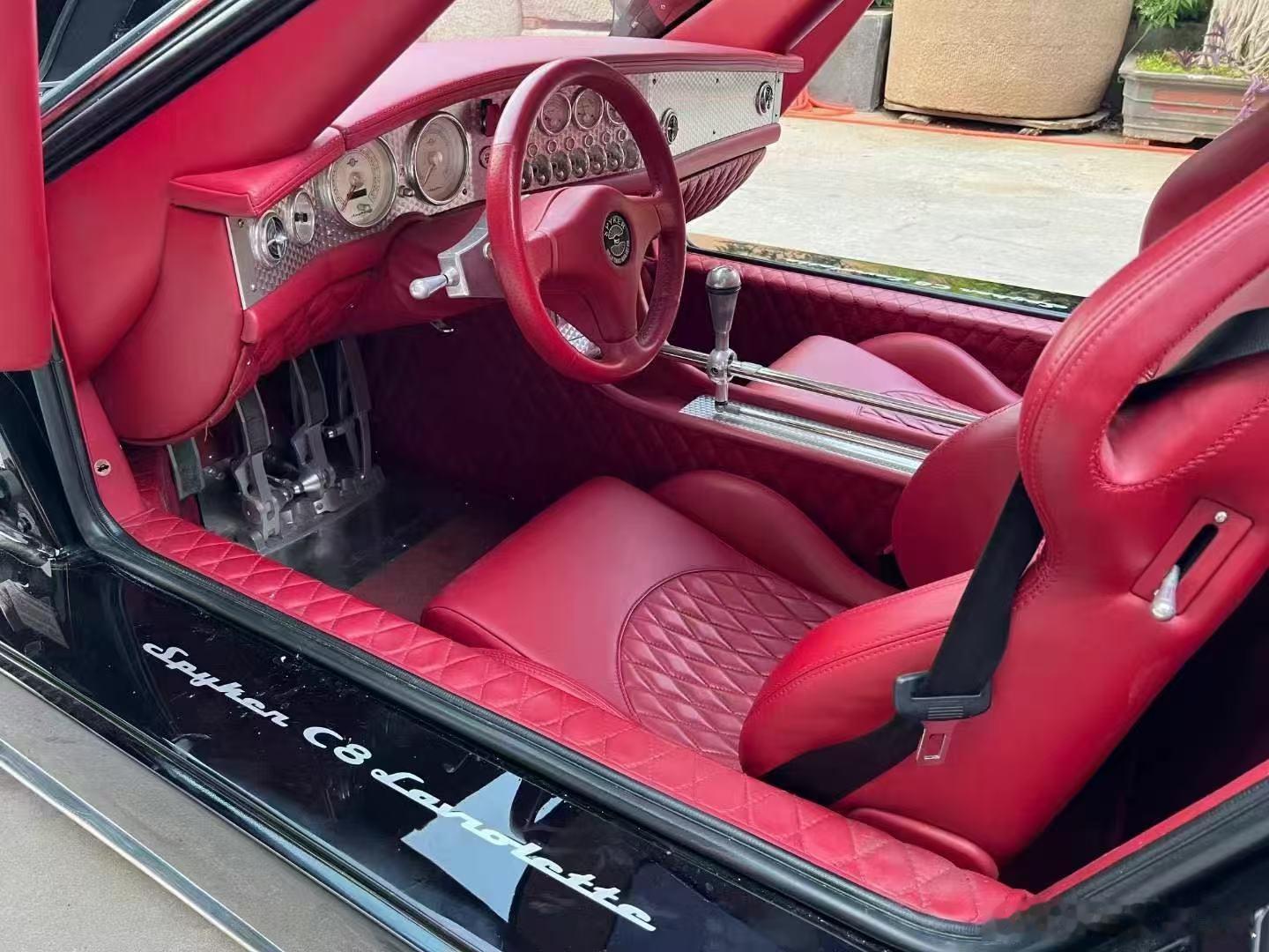 世爵C8，全国红色内饰，仅此一台，纯手工打造，当年上路五六百万的纯手工打造荷兰超