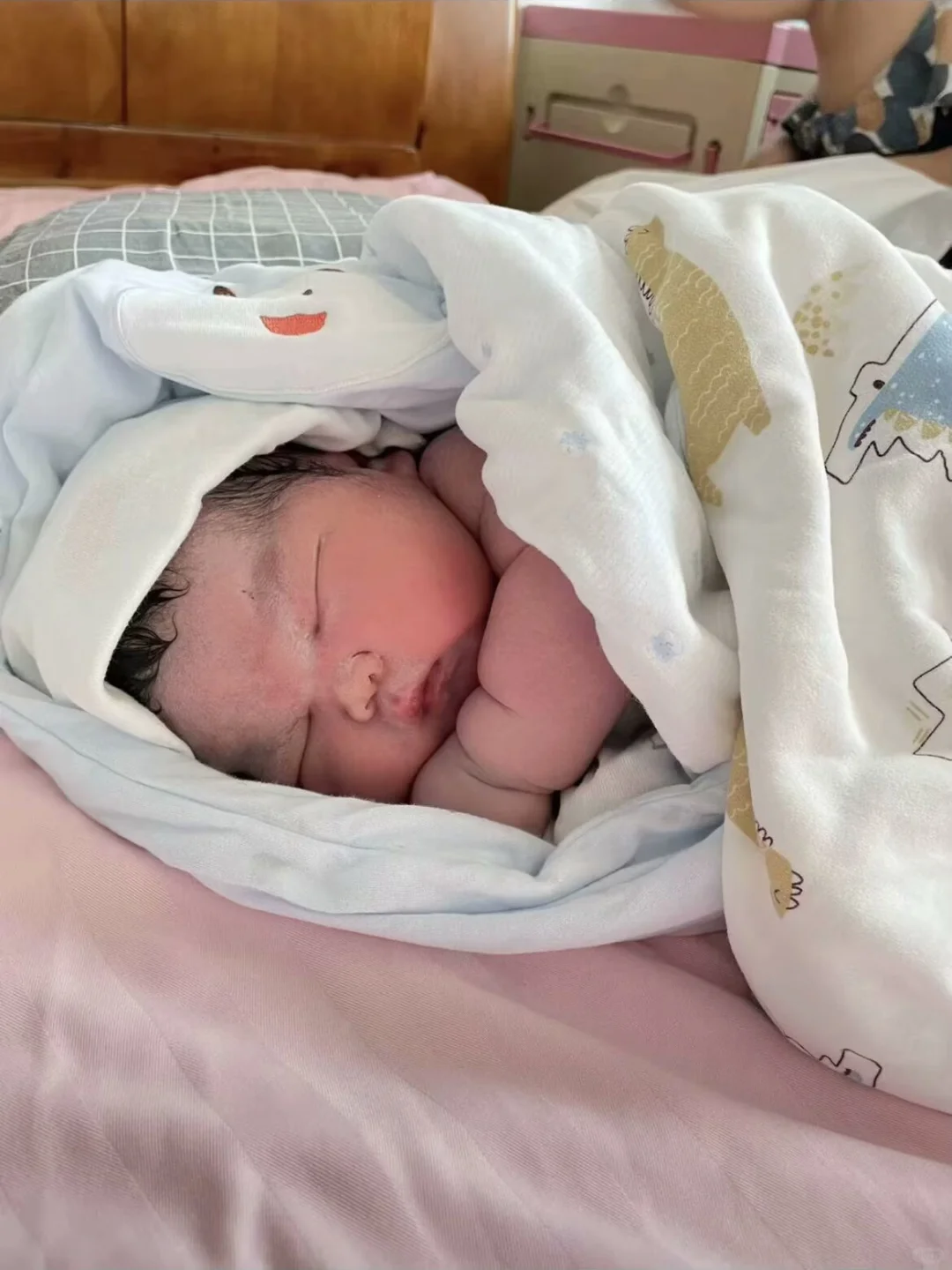 开心，刚生的大胖小子，可以暂停恭喜一下嘛