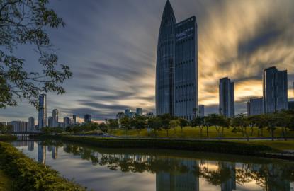 这所学校在兴安盟乌兰浩特市，叫兴安职业技术大学。
很多家长一听“职业技术大学”几