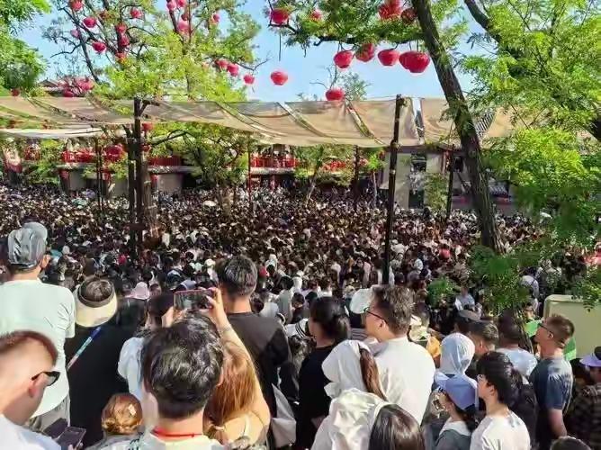 五一文旅榜单刷新：告别“流量至上”，文旅竞争迈入品质新赛道
 
2026年五一假