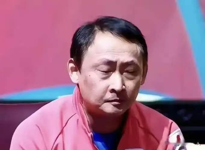 现在全网最郁闷的人，估计就是张本宇了，儿子张本智和，输给伊朗老将也就算了。没想到