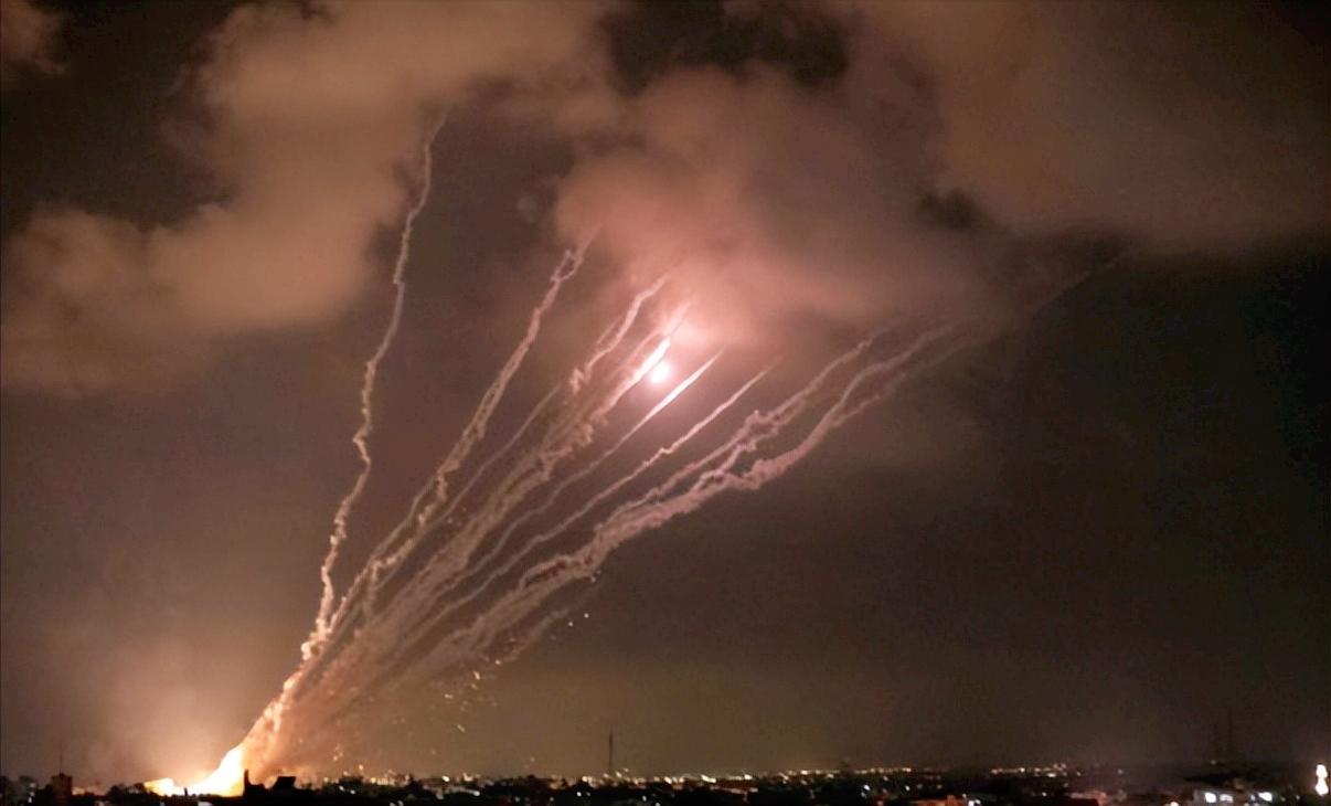 白忙活了！美俄乌阿布扎比第二轮会谈算是凉透了，属于摆拍走流程，三方凑一块儿看似特