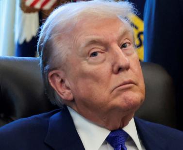 不得不佩服张召忠教授，当年他说特朗普如果再干一届，能把美国从头把交椅上给拉下来，