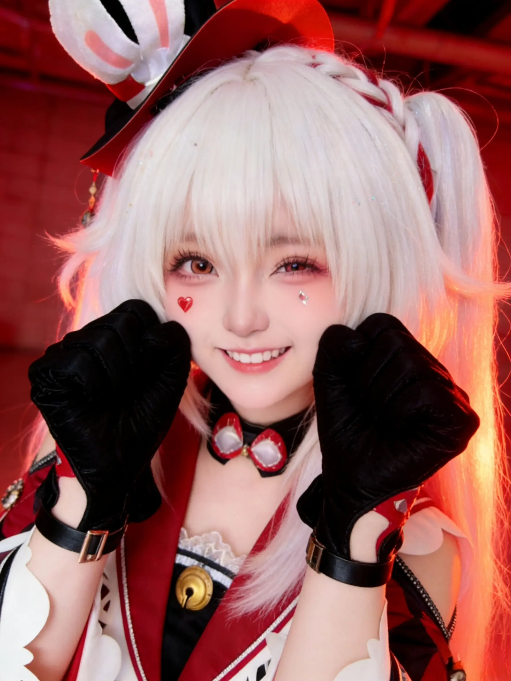 火花。    火花！