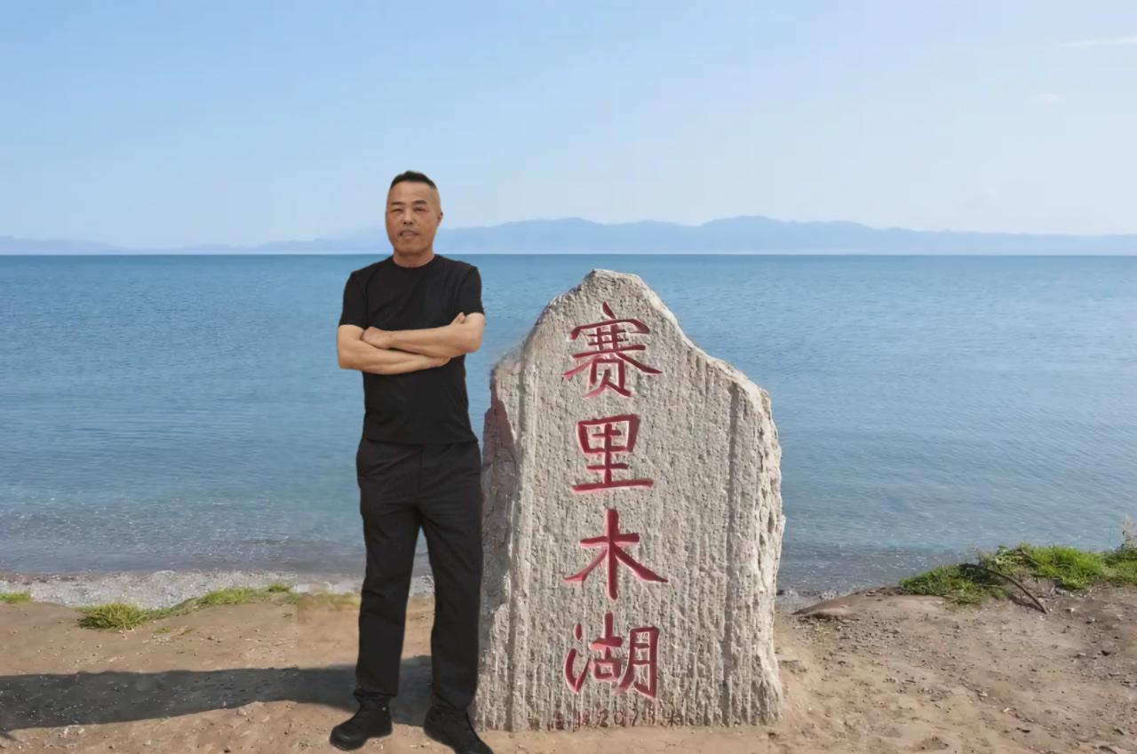 心有山海，静而无边；步履不停，自有归期。