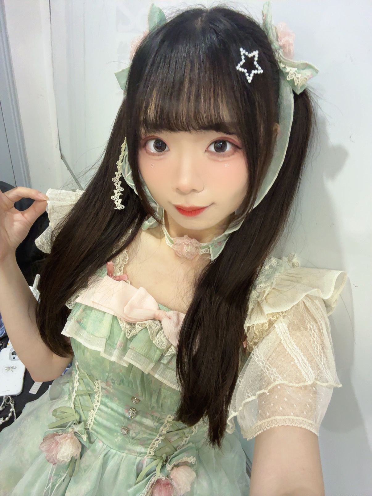 今天头发很乖[开学季]兜系少女[超话] ​​​