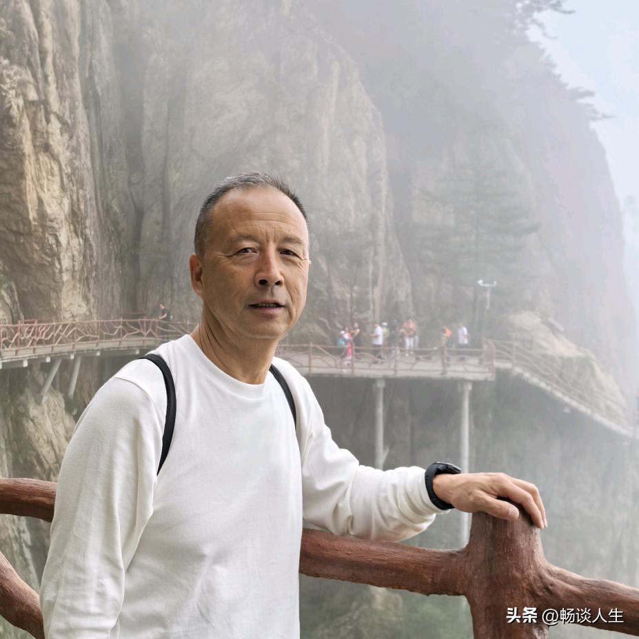 于和伟算是一个演技派吗感觉不是。他的演出做作，每个角色扮演都是他自己，让人没有办