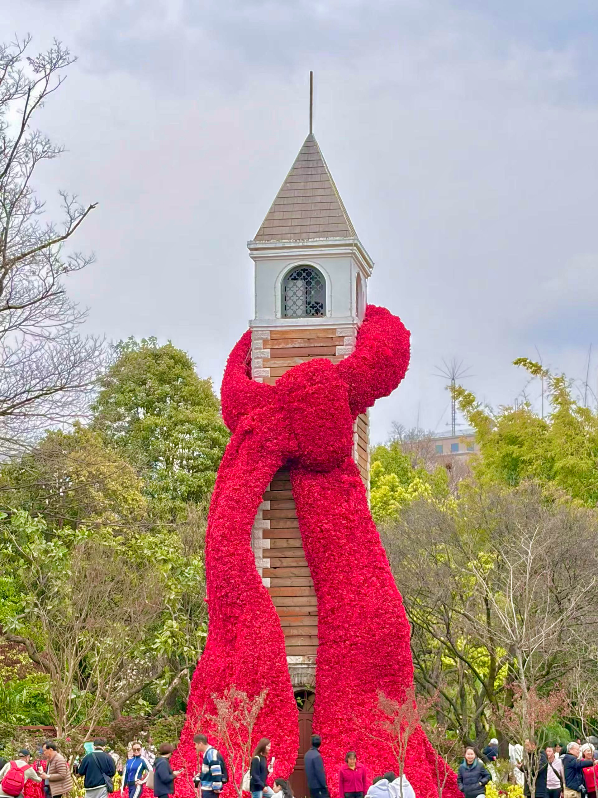 微博年度待改编ip评选pick你心中的改编潜力王 满不在乎的人，不是无情的人傍晚