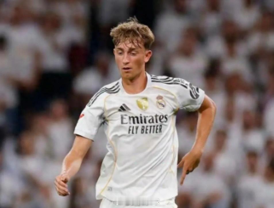 皇马赫伊森无论你删不删帖，皇马官方必须出面道歉……2026世界杯进行曲