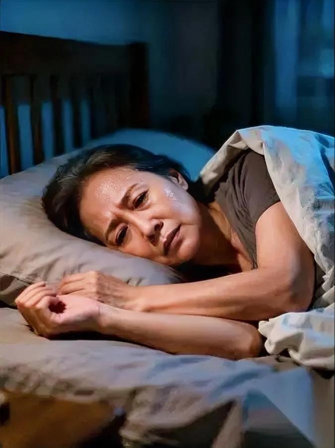 51岁，更年期第八年。

我终于敢说句实话——

之前说“更年期是矫情”的人，根