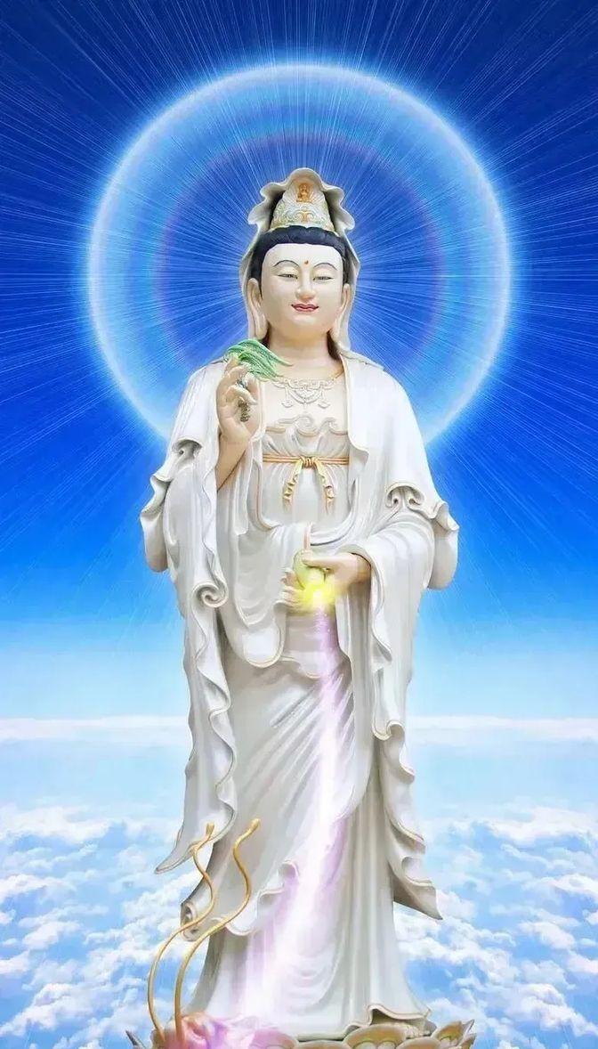 菩萨说：再坚持几天吧！你这个坎儿马上就过去了，把心放肚子
菩萨说：再坚持几日吧！