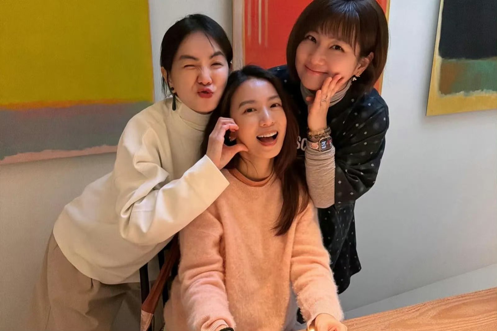 田馥甄hebe否认she合体开演唱会田馥甄hebe辟谣she合体开演唱会了，说是