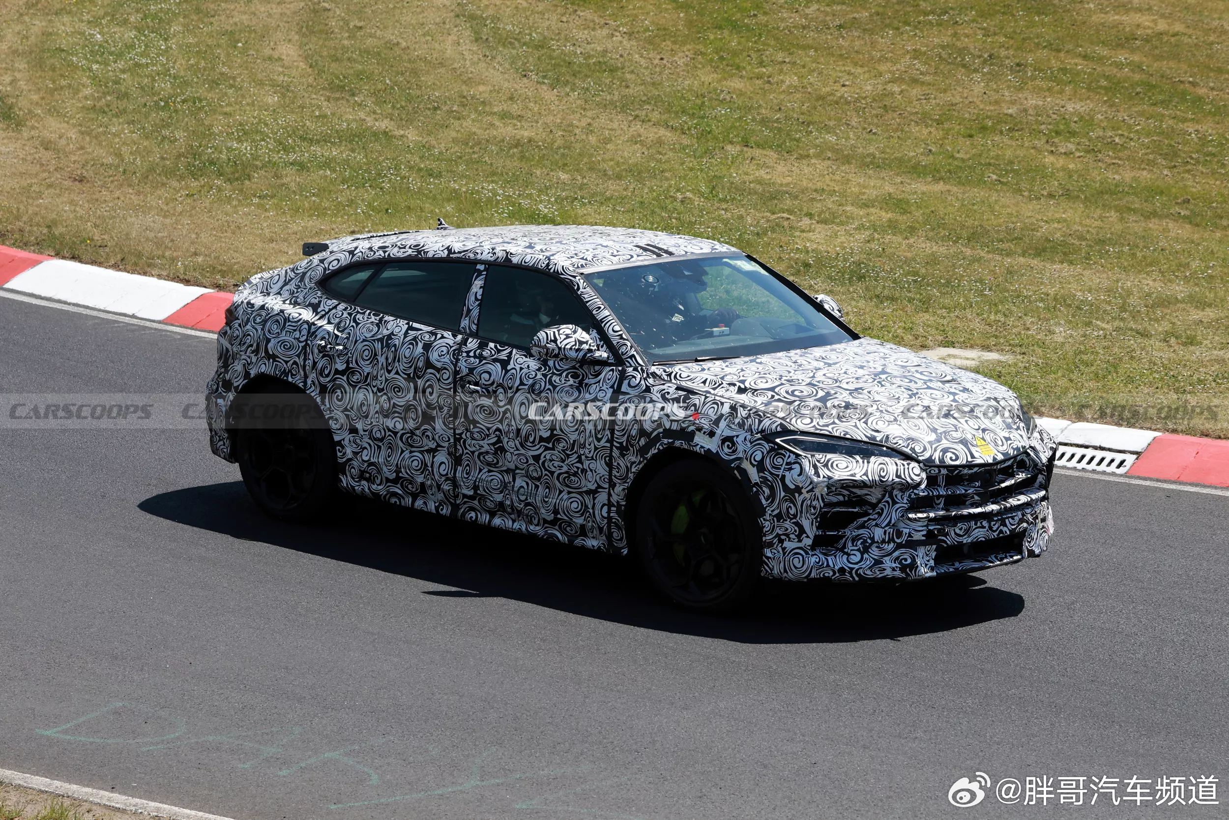 胖哥汽车频道 兰博基尼中改Urus Performante将于7月1日全球首发。