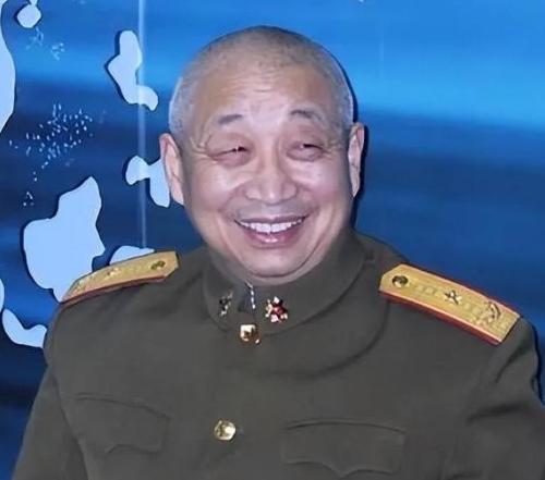 1990年，在越南关押6年的“叛徒”汪斌回到国内，昔日战友纷纷指责他是卖国贼，上