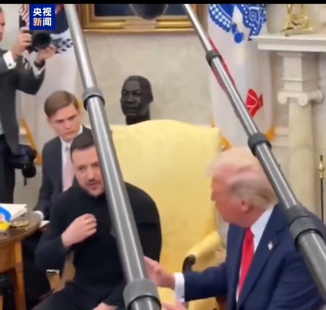 美国记者第一次见白宫里吵架 美乌白宫争吵背后的地缘政治博弈 当地时间2月28日，