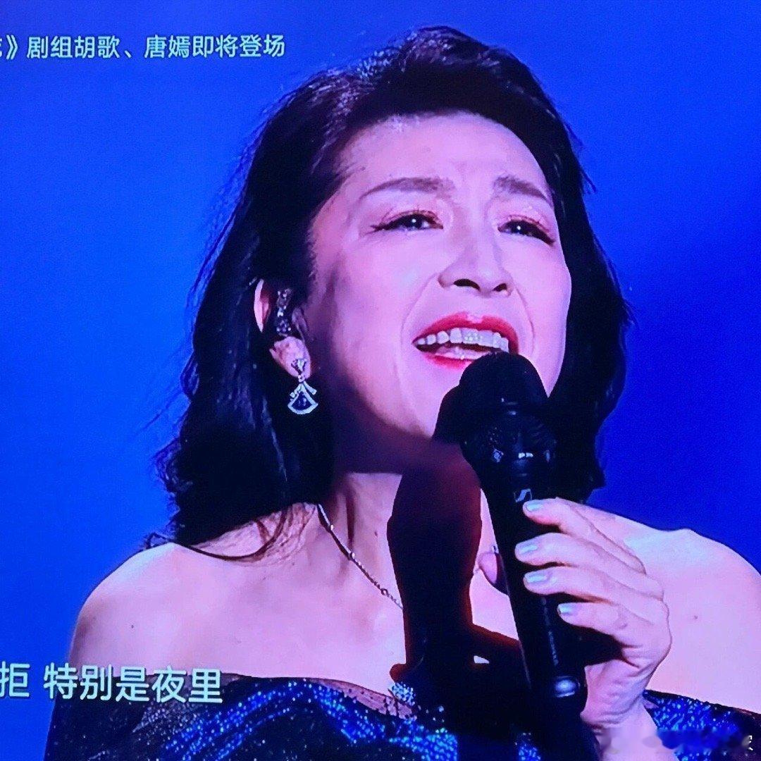 #第一眼以为是黄渤#眉眼真的很像 ​​​