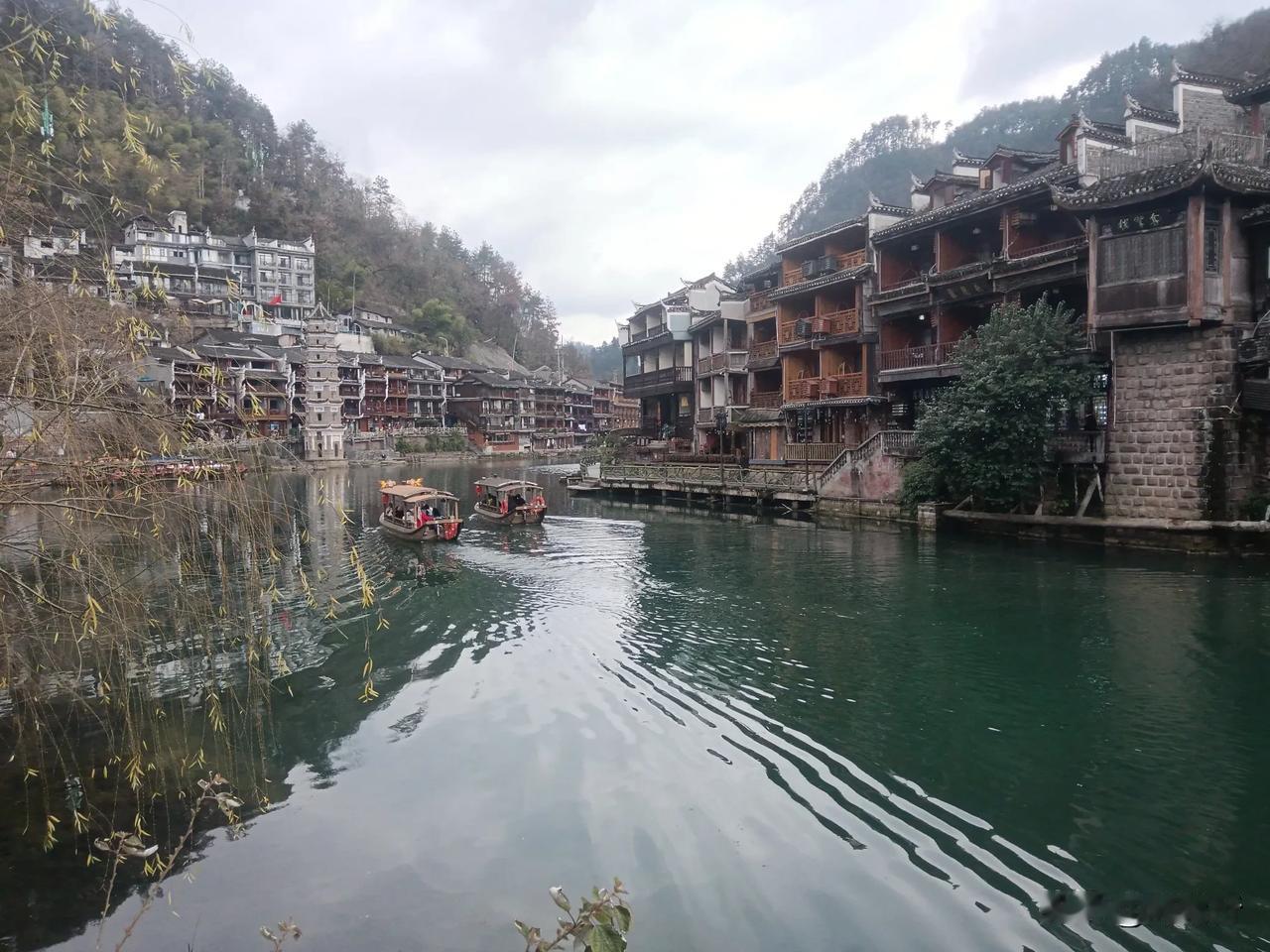沱江风光，梦里的家园，魂萦的乡愁。